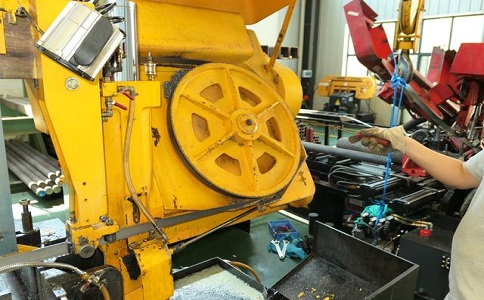 六枝特金属带锯床的日常使用和保养注意事项！